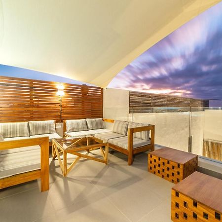 One Bay Residence Unit 15 - Penthouse With Private Roof Top, Jacuzzi And Sea View Grand Baie Extérieur photo